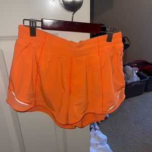 Lululemon Hotty Hot shorts long 4”